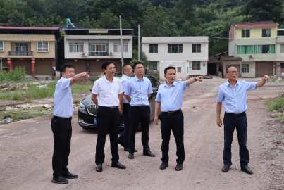 四川路橋黨委委員、副董事長胡元華一行赴蜀能礦產(chǎn)調(diào)研指導(dǎo)工作