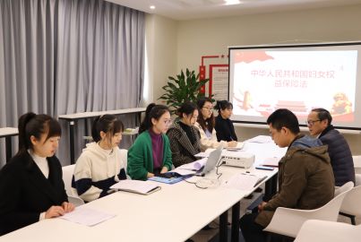 蜀能礦產(chǎn)公司舉行 “三八”國際婦女節(jié)普法活動(dòng)