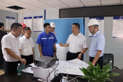 新材料集團(tuán)黨委書記、董事長耿立才赴蜀能礦產(chǎn)調(diào)研督導(dǎo)慰問