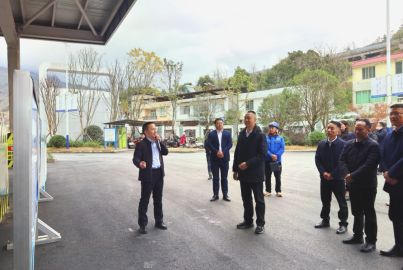 樂山市委常委、市直機(jī)關(guān)工委書記、市總工會主席雷建新赴蜀能礦產(chǎn)磷酸鐵鋰廠調(diào)研