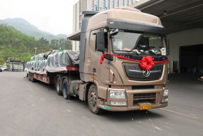 快訊 | 蜀能礦產(chǎn)磷酸鐵鋰廠第二客戶百噸級磷酸鐵鋰訂單開啟交付