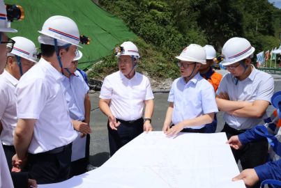 蜀道礦業(yè)集團黨委書記、董事長耿立才赴蜀能礦產(chǎn)三號礦山調(diào)研